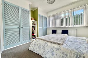 Bedroom- click for photo gallery